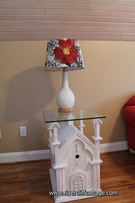 End Table With Lamp
